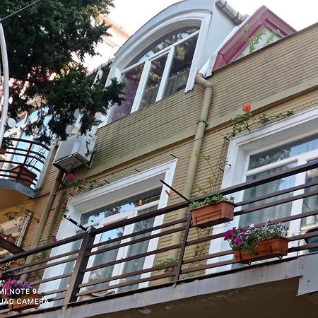 Guesthouse Melikishvili 57 Batumi Exterior photo