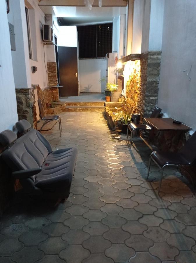 Guesthouse Melikishvili 57 Batumi Exterior photo