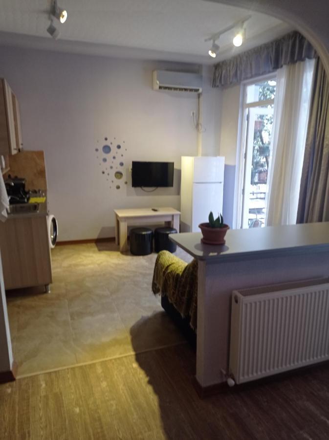 Guesthouse Melikishvili 57 Batumi Exterior photo