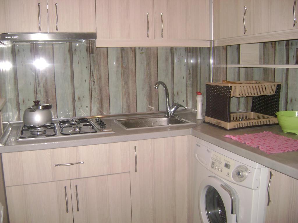 Guesthouse Melikishvili 57 Batumi Exterior photo